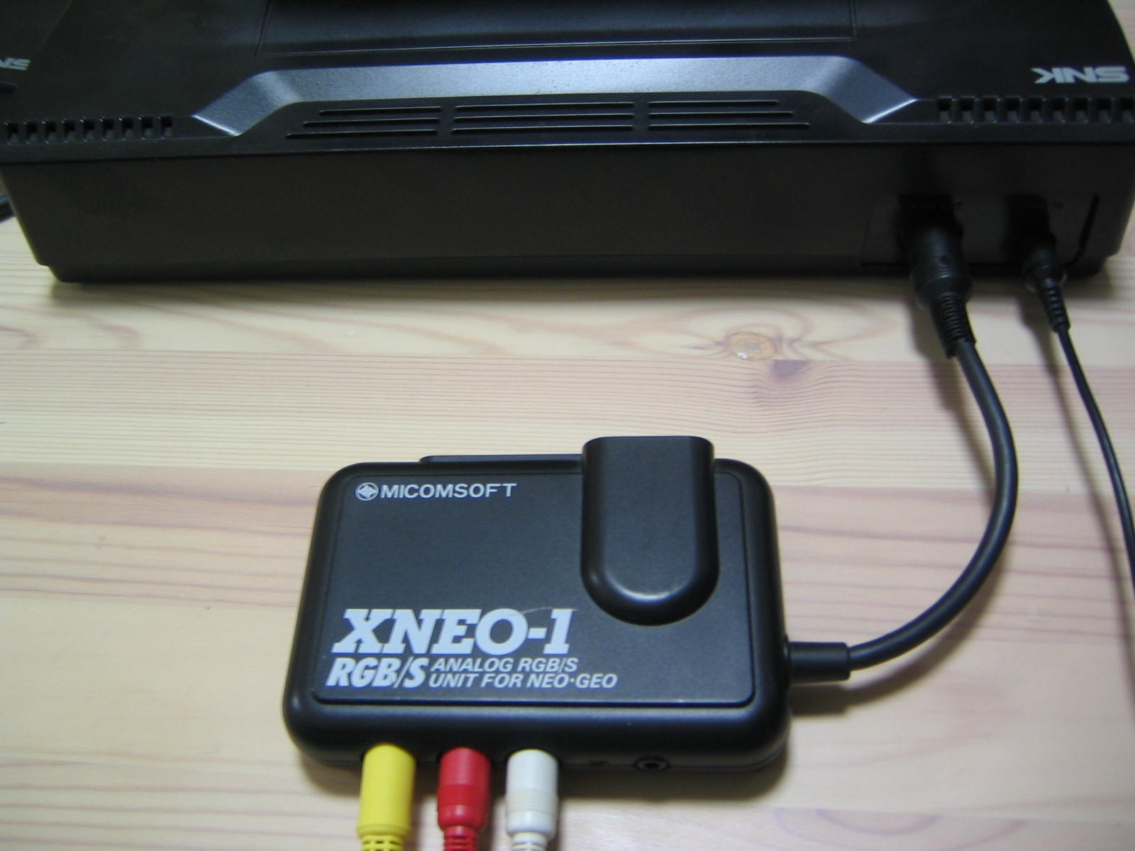 ＮＥＯ・ＧＥＯ（ネオジオ）でXNEO-1（電波新聞社）VS標準ビデオ出力 